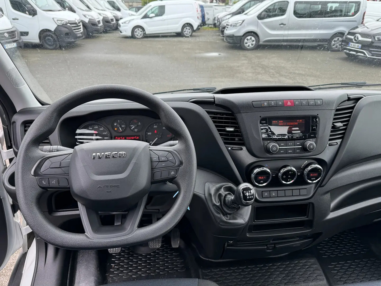 Iveco Daily 35C16H3.0 EMPATTEMENT 4100 - Bergingsbil: bilde 4 Iveco Daily 35C16H3.0 EMPATTEMENT 4100 - Bergingsbil: bilde 4
