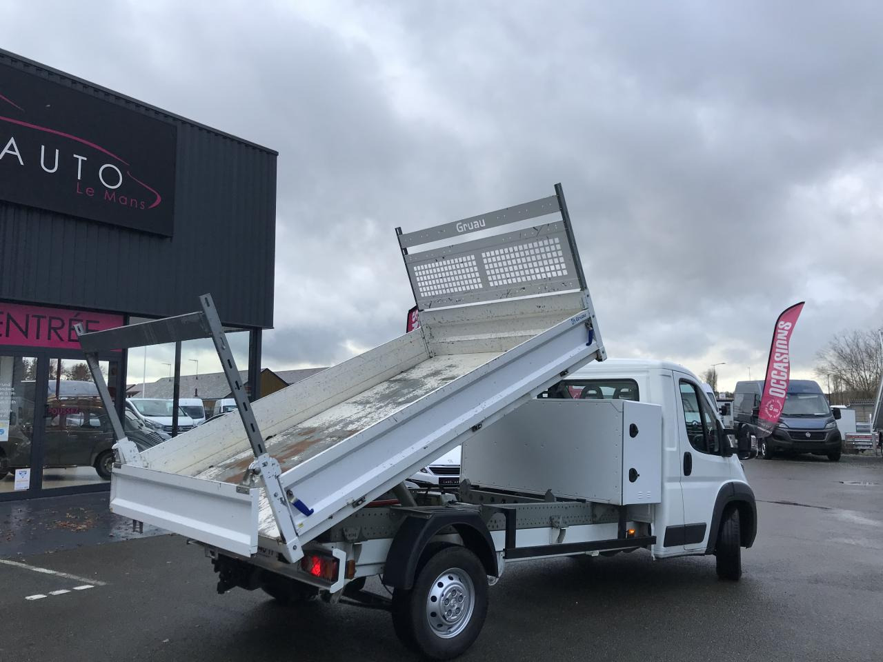 PEUGEOT BOXER 3T5 BENNE + COFFRE 2.2 HDI 165CH - Varebil med tipp: bilde 5 PEUGEOT BOXER 3T5 BENNE + COFFRE 2.2 HDI 165CH - Varebil med tipp: bilde 5