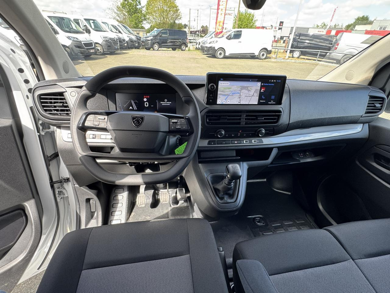 Peugeot Expert M 2.0 BLUEHDI 145CH PACK PREMIUM CONNECT - Kassebil: bilde 4 Peugeot Expert M 2.0 BLUEHDI 145CH PACK PREMIUM CONNECT - Kassebil: bilde 4