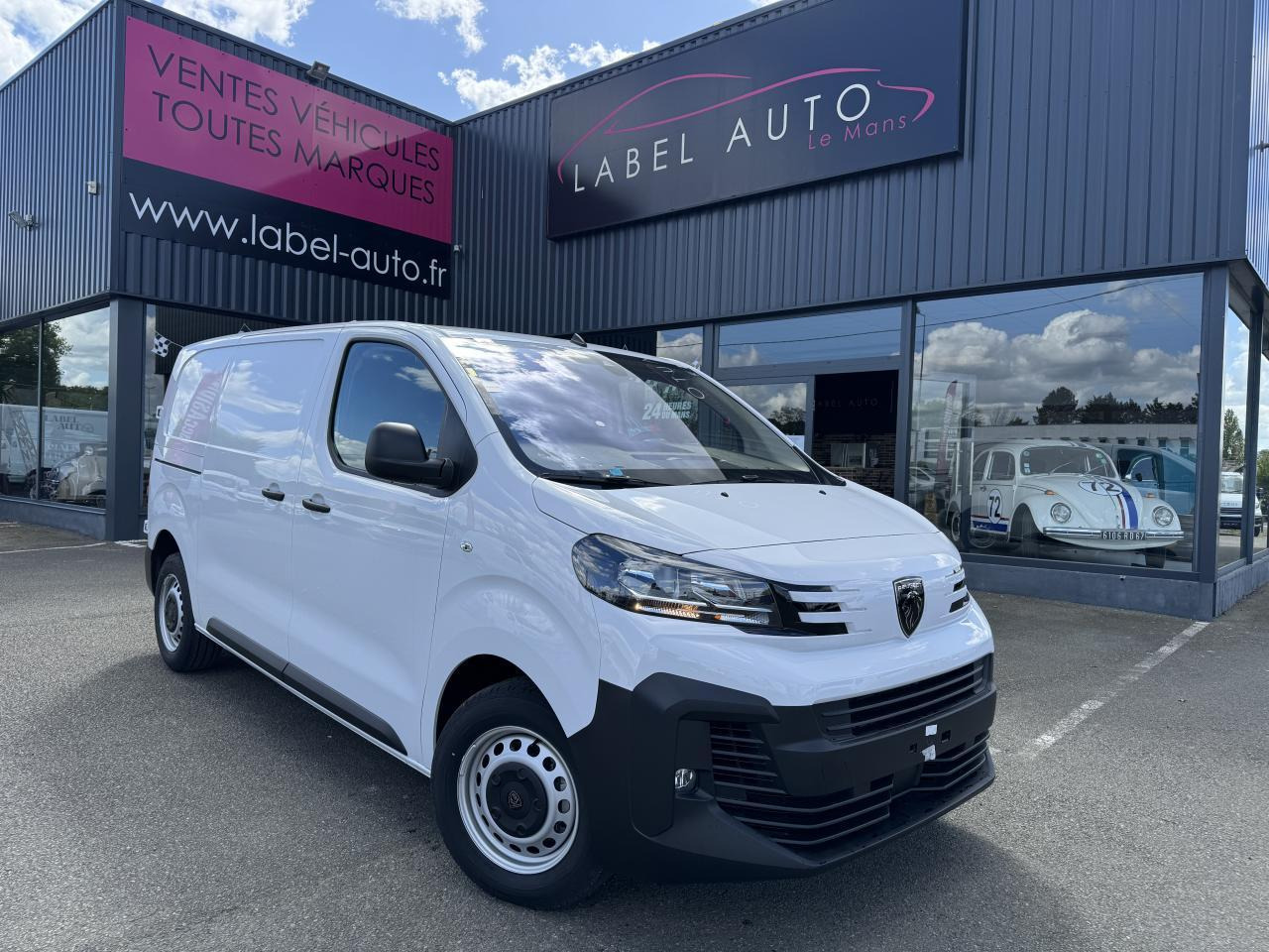 Peugeot Expert M 2.0 BLUEHDI 145CH PACK PREMIUM CONNECT - Kassebil: bilde 1 Peugeot Expert M 2.0 BLUEHDI 145CH PACK PREMIUM CONNECT - Kassebil: bilde 1