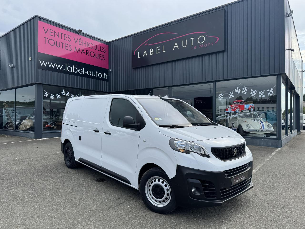 Peugeot Expert STANDARD 2.0 BLUEHDI 180CH S&S ASPHALT EAT8 - Kassebil: bilde 1 Peugeot Expert STANDARD 2.0 BLUEHDI 180CH S&S ASPHALT EAT8 - Kassebil: bilde 1
