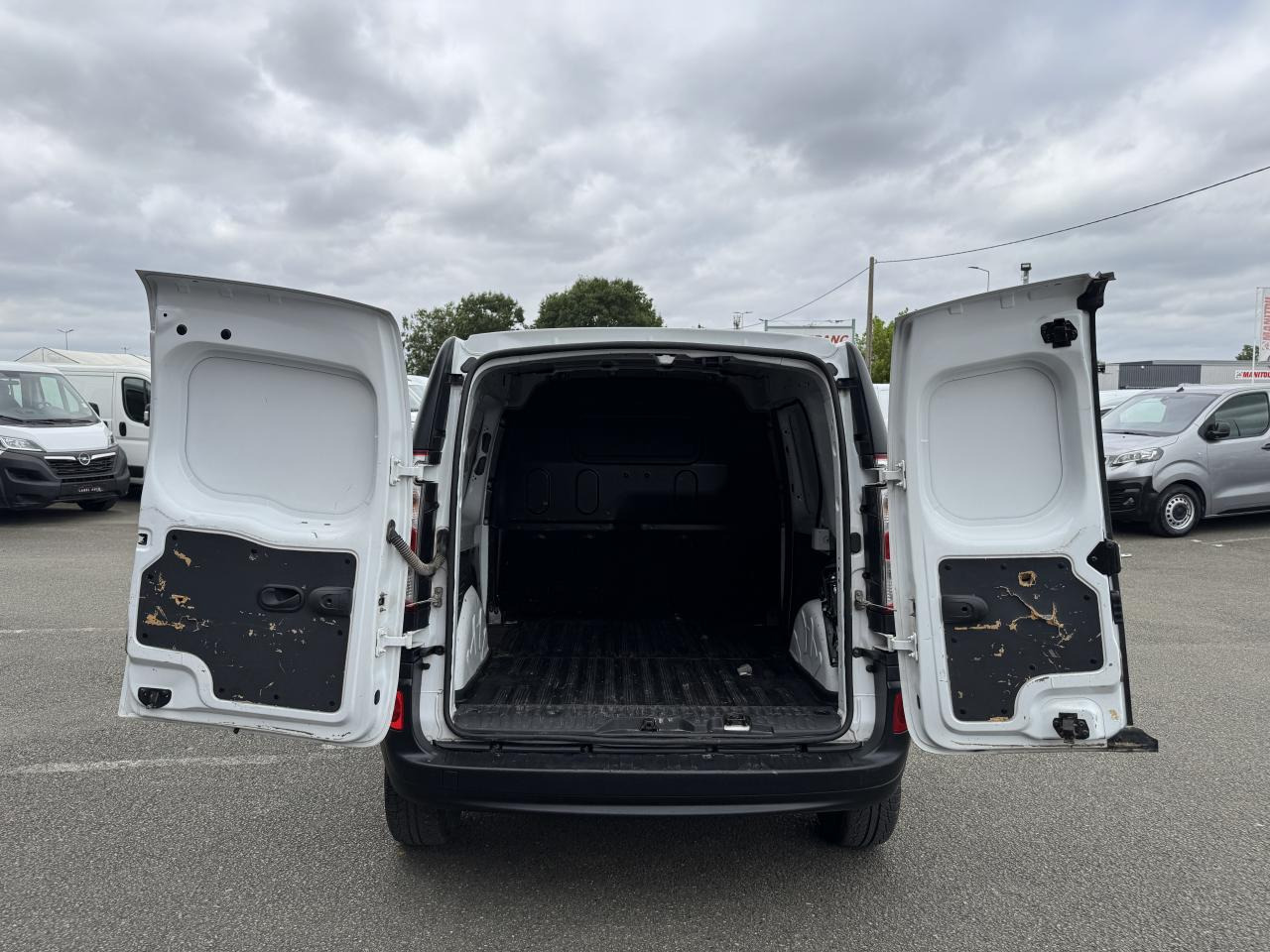 RENAULT KANGOO 1.5 DCI 80CH CONFORT - Kassebil: bilde 3 RENAULT KANGOO 1.5 DCI 80CH CONFORT - Kassebil: bilde 3