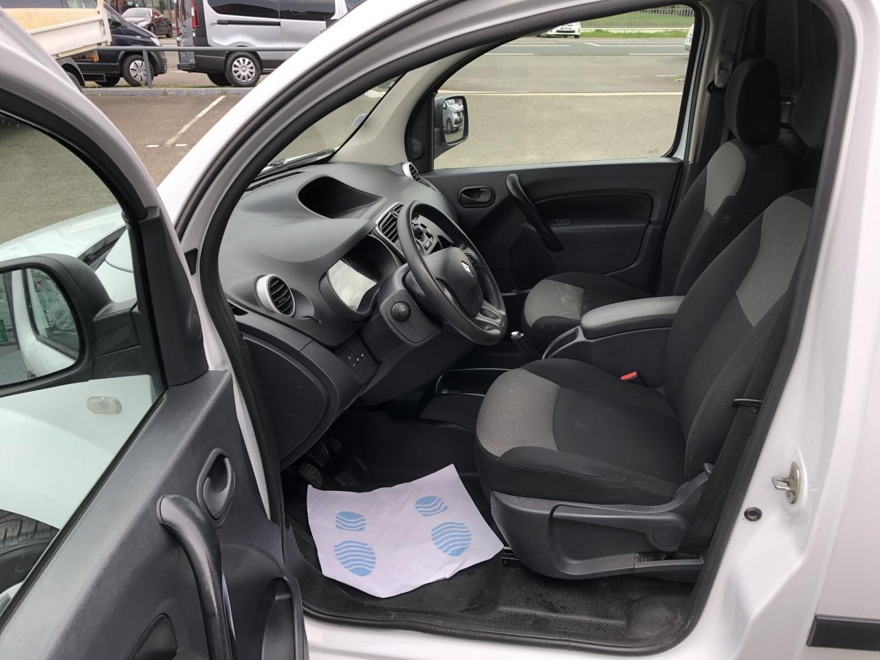 RENAULT KANGOO 1.5 DCI 80CH CONFORT - Kassebil: bilde 5 RENAULT KANGOO 1.5 DCI 80CH CONFORT - Kassebil: bilde 5