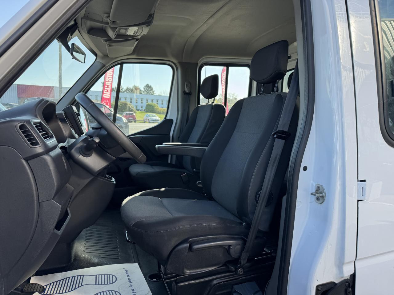 RENAULT MASTER 3T5 BENNE + COFFRE RJ DOUBLE CABINE 6 PL 2.3 DCI 130 CH CONFORT + GPS + REGUL + CLIM - Varebil med tipp: bilde 4 RENAULT MASTER 3T5 BENNE + COFFRE RJ DOUBLE CABINE 6 PL 2.3 DCI 130 CH CONFORT + GPS + REGUL + CLIM - Varebil med tipp: bilde 4