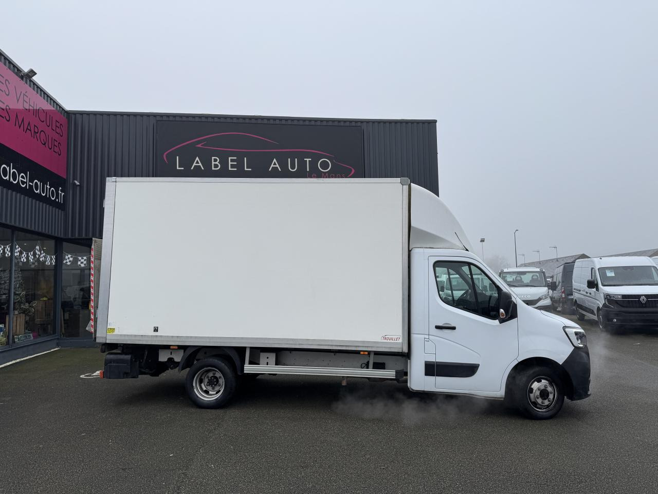 RENAULT MASTER 3T5 CAISSE 20M3 HAYON 2.3 DCI 145CH GRAND CONFORT - Varebil med skap: bilde 1 RENAULT MASTER 3T5 CAISSE 20M3 HAYON 2.3 DCI 145CH GRAND CONFORT - Varebil med skap: bilde 1