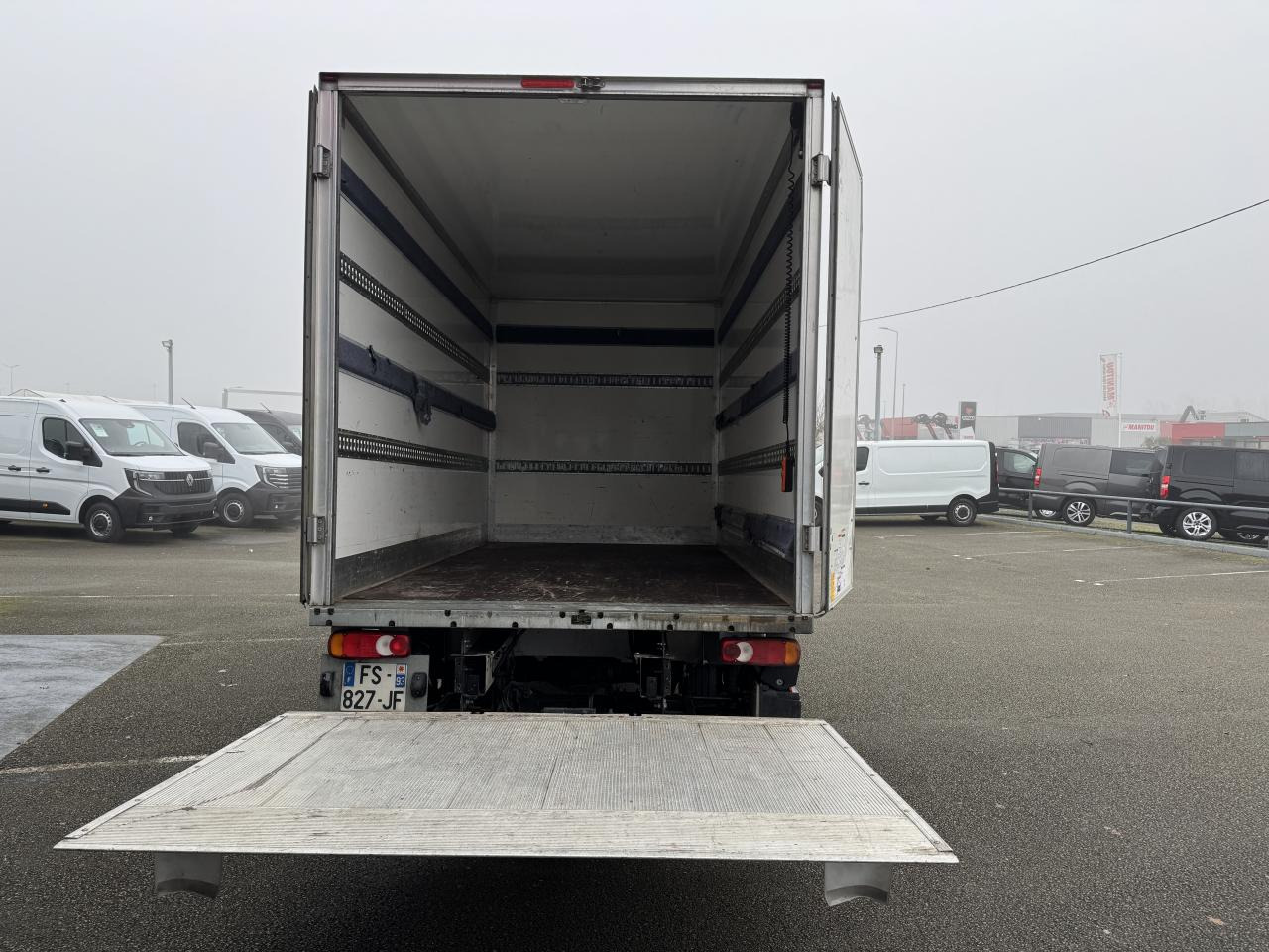 RENAULT Master Confort R3500 L2 2.3 dCi - 130 III CHASSIS CABINE Châssis Cabine L2 Propulsion PHASE 3 - Varebil med skap: bilde 3 RENAULT Master Confort R3500 L2 2.3 dCi - 130 III CHASSIS CABINE Châssis Cabine L2 Propulsion PHASE 3 - Varebil med skap: bilde 3