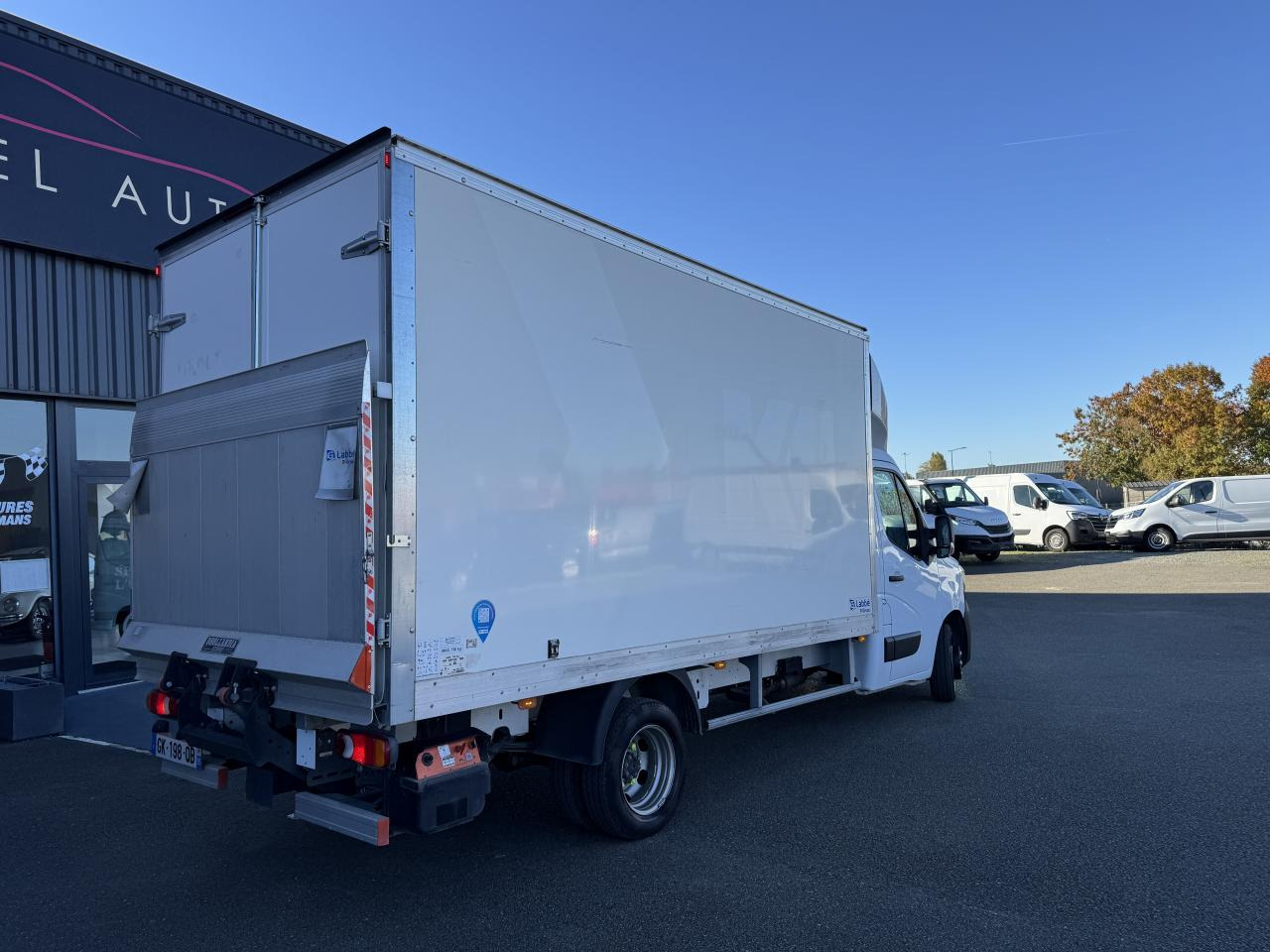 RENAULT Master Confort R3500 L2 2.3 dCi - 130 III CHASSIS CABINE Châssis Cabine L2 Propulsion PHASE 3 - Varebil med skap: bilde 5 RENAULT Master Confort R3500 L2 2.3 dCi - 130 III CHASSIS CABINE Châssis Cabine L2 Propulsion PHASE 3 - Varebil med skap: bilde 5