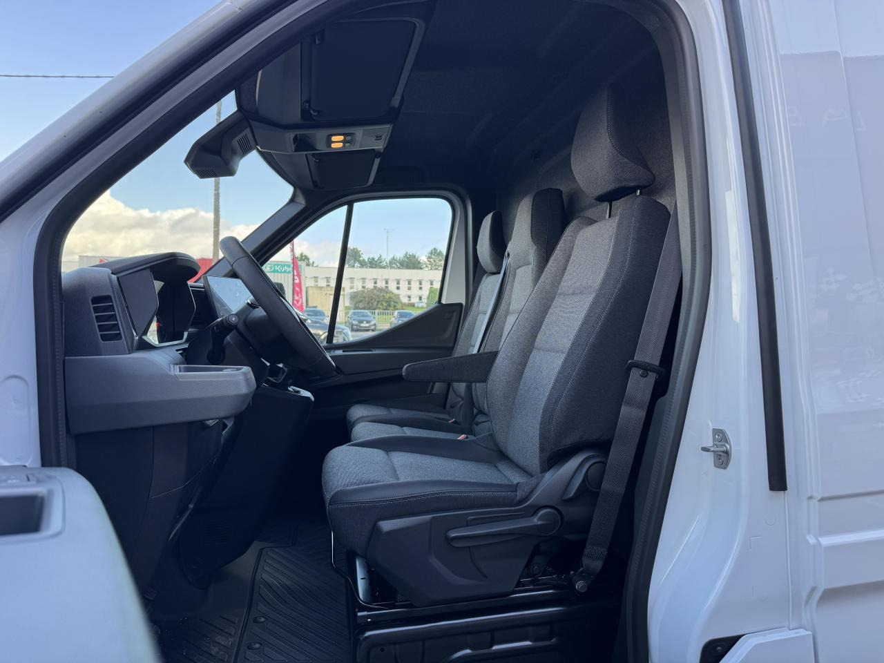RENAULT Master Extra 3t5 L3H2 2.0 Blue dCi - 150 IV FOURGON Fourgon L3H2 Traction - Kassebil: bilde 5 RENAULT Master Extra 3t5 L3H2 2.0 Blue dCi - 150 IV FOURGON Fourgon L3H2 Traction - Kassebil: bilde 5