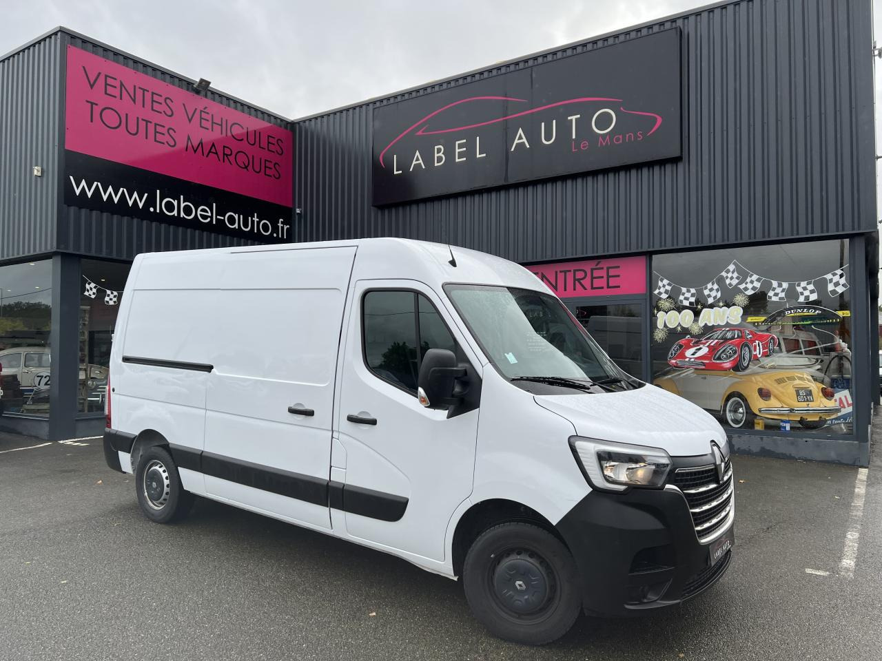 RENAULT Master Grand Confort F3300 L2H2 2.3 dCi - 135 III FOURGON Fourgon L2H2 Traction PHASE 3 - Kassebil: bilde 1 RENAULT Master Grand Confort F3300 L2H2 2.3 dCi - 135 III FOURGON Fourgon L2H2 Traction PHASE 3 - Kassebil: bilde 1