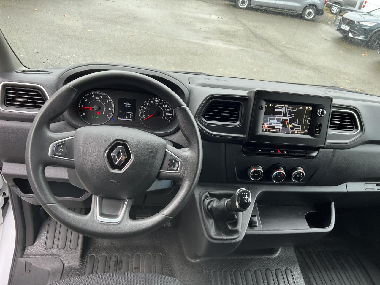 RENAULT Master Grand Confort F3300 L2H2 2.3 dCi - 135 III FOURGON Fourgon L2H2 Traction PHASE 3 - Kassebil: bilde 4 RENAULT Master Grand Confort F3300 L2H2 2.3 dCi - 135 III FOURGON Fourgon L2H2 Traction PHASE 3 - Kassebil: bilde 4