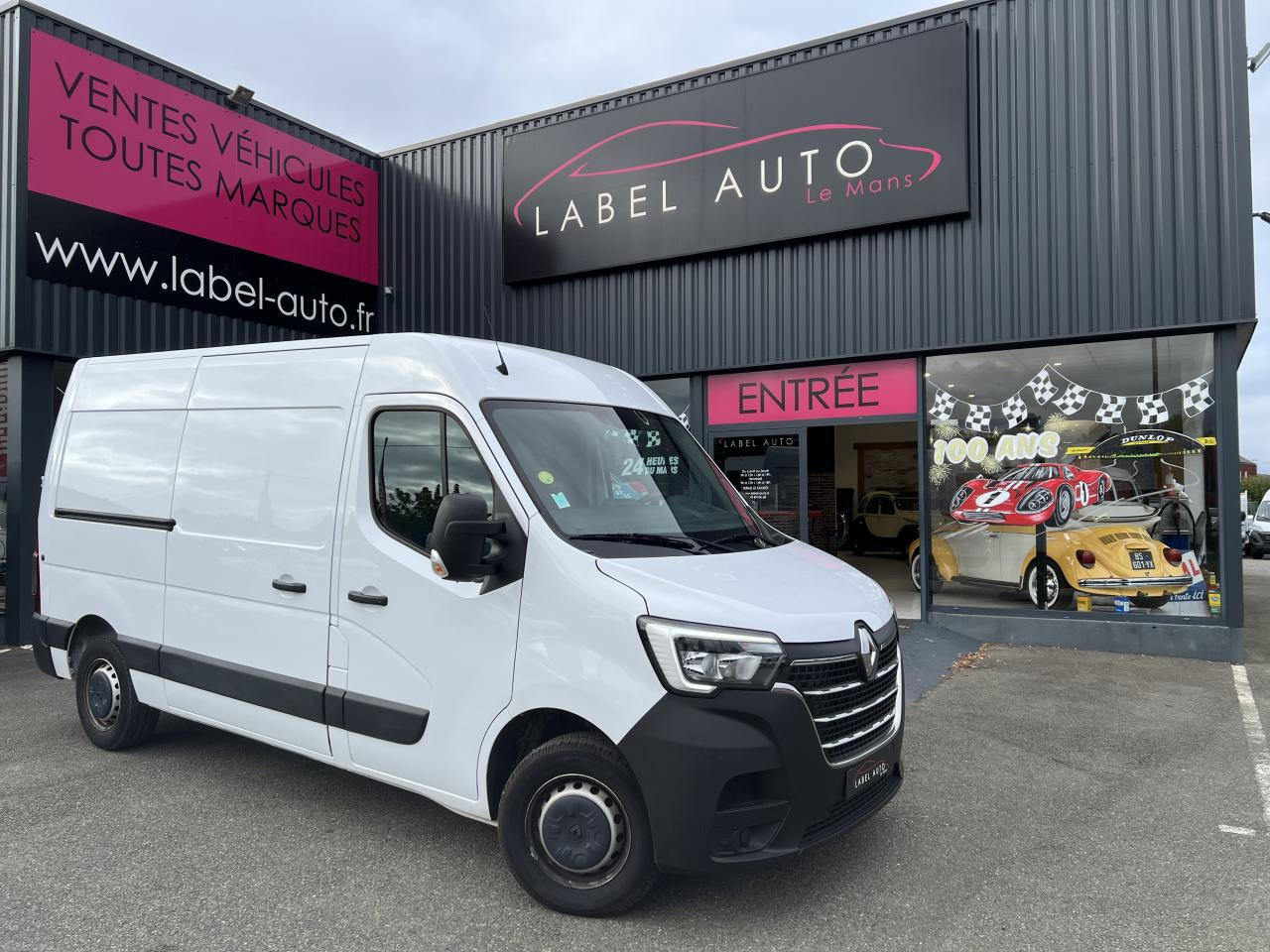 RENAULT Master Grand Confort F3300 L2H2 2.3 dCi - 135  III FOURGON Fourgon L2H2 Traction PHASE 3 - Kassebil: bilde 1 RENAULT Master Grand Confort F3300 L2H2 2.3 dCi - 135  III FOURGON Fourgon L2H2 Traction PHASE 3 - Kassebil: bilde 1
