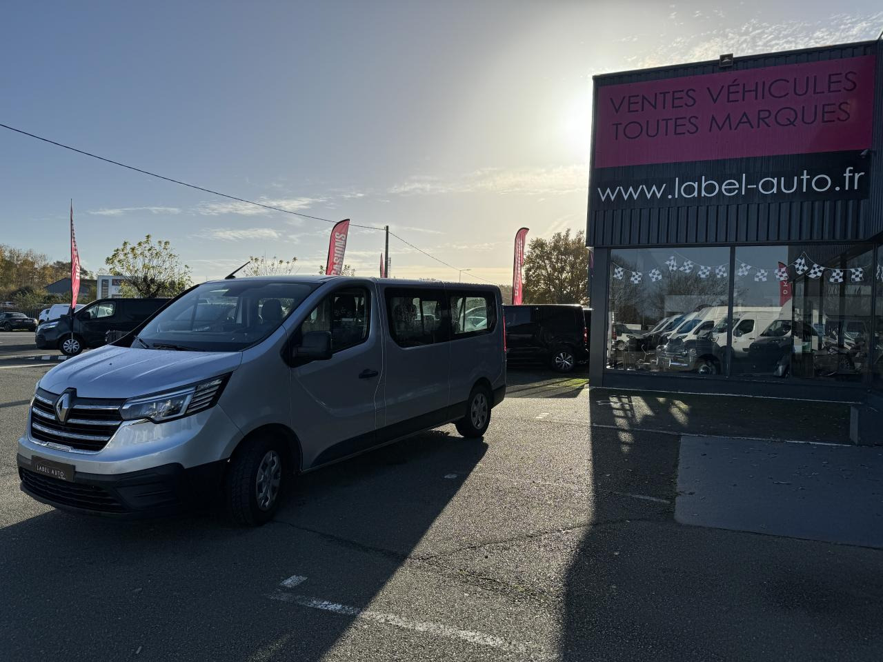 Varebil med dobbelt førerhus RENAULT Trafic L2 2.0 Energy dCi - 150 - S&S III COMBI Combi Zen L2H1 PHASE 3: bilde 7 Varebil med dobbelt førerhus RENAULT Trafic L2 2.0 Energy dCi - 150 - S&S III COMBI Combi Zen L2H1 PHASE 3: bilde 7