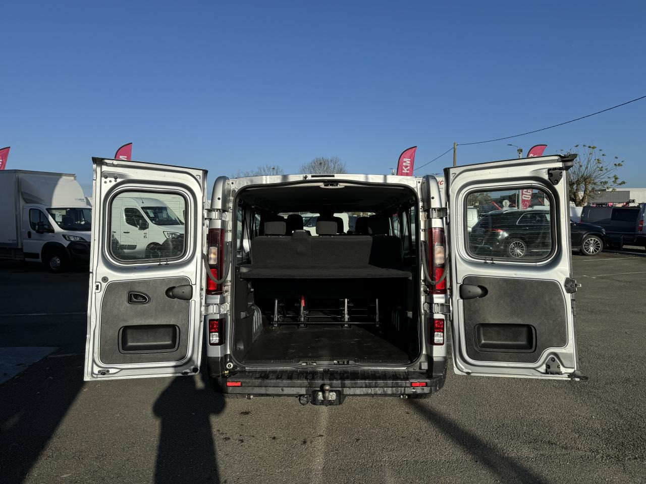 RENAULT Trafic L2 2.0 Energy dCi - 150 - S&S III COMBI Combi Zen L2H1 PHASE 3 - Varebil med dobbelt førerhus: bilde 4 RENAULT Trafic L2 2.0 Energy dCi - 150 - S&S III COMBI Combi Zen L2H1 PHASE 3 - Varebil med dobbelt førerhus: bilde 4