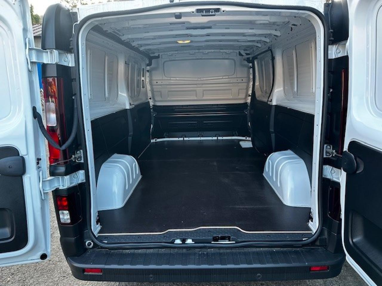 RENAULT Trafic L2H1 3000 Kg 2.0 Blue dCi - 130 2024 III FOURGON Fourgon Advance L2H1 PHASE 3 - Kassebil: bilde 3 RENAULT Trafic L2H1 3000 Kg 2.0 Blue dCi - 130 2024 III FOURGON Fourgon Advance L2H1 PHASE 3 - Kassebil: bilde 3