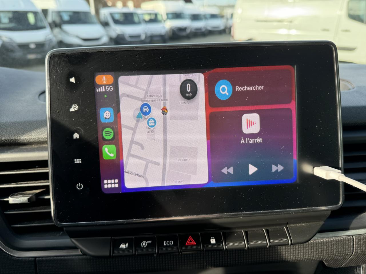 Leie RENAULT Trafic L2H1 3000 Kg 2.0 Blue dCi - 130  III FOURGON Fourgon Grand Confort L2H1 PHASE 3 RENAULT Trafic L2H1 3000 Kg 2.0 Blue dCi - 130  III FOURGON Fourgon Grand Confort L2H1 PHASE 3: bilde 6