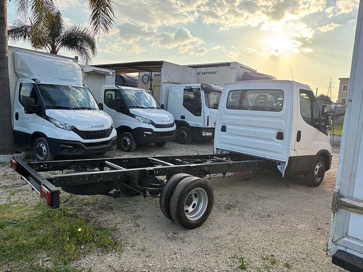 Iveco Daily 35c16 - Varebil: bilde 3 Iveco Daily 35c16 - Varebil: bilde 3