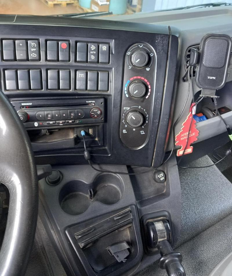 Skapbil Renault D 4X2 180cv: bilde 6