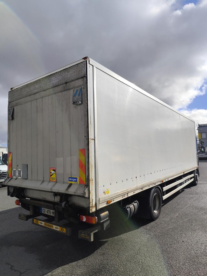 Renault Midlum 270.14 Fourgon Polyfond avec hayon rabattable - Skapbil: bilde 3 Renault Midlum 270.14 Fourgon Polyfond avec hayon rabattable - Skapbil: bilde 3