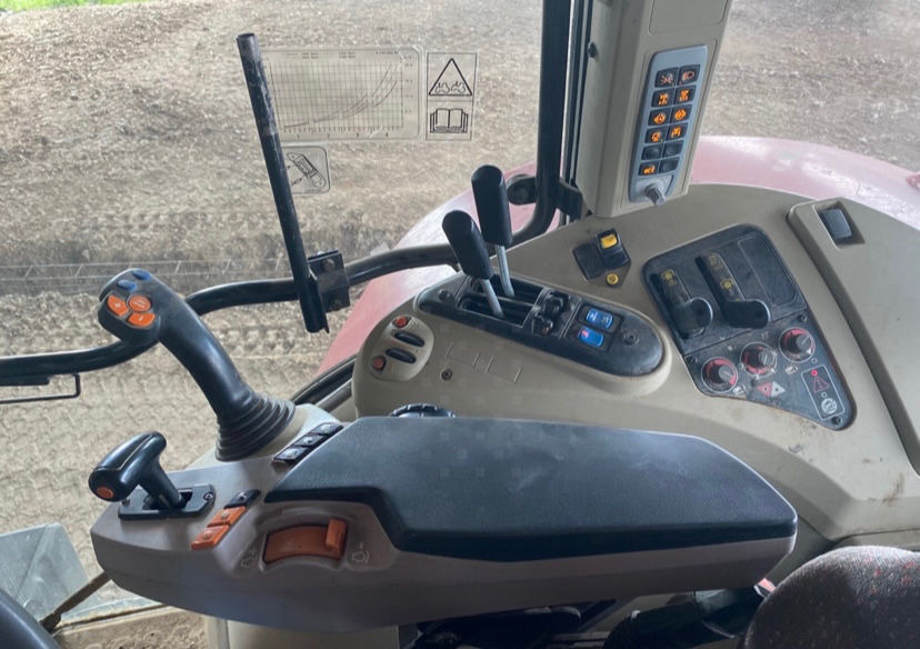 Massey Ferguson 7616 DYNA-6 EFFICIENT - Traktor: bilde 3 Massey Ferguson 7616 DYNA-6 EFFICIENT - Traktor: bilde 3