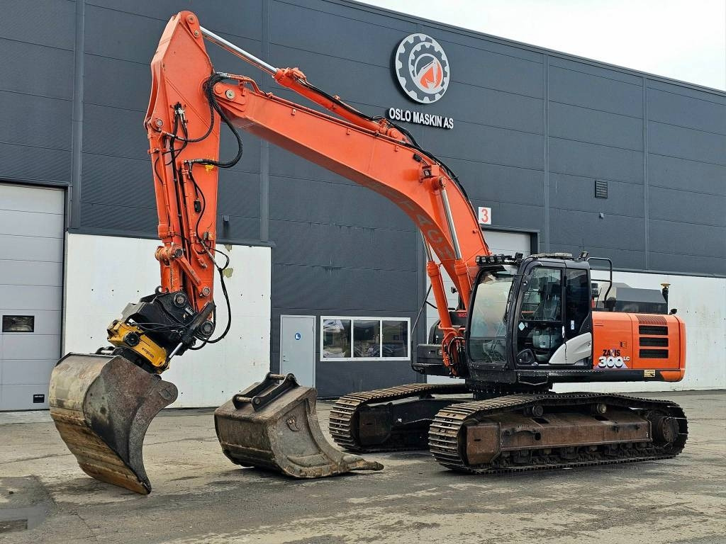 Hitachi ZX 300 LC-6 - Beltegraver: bilde 1 Hitachi ZX 300 LC-6 - Beltegraver: bilde 1
