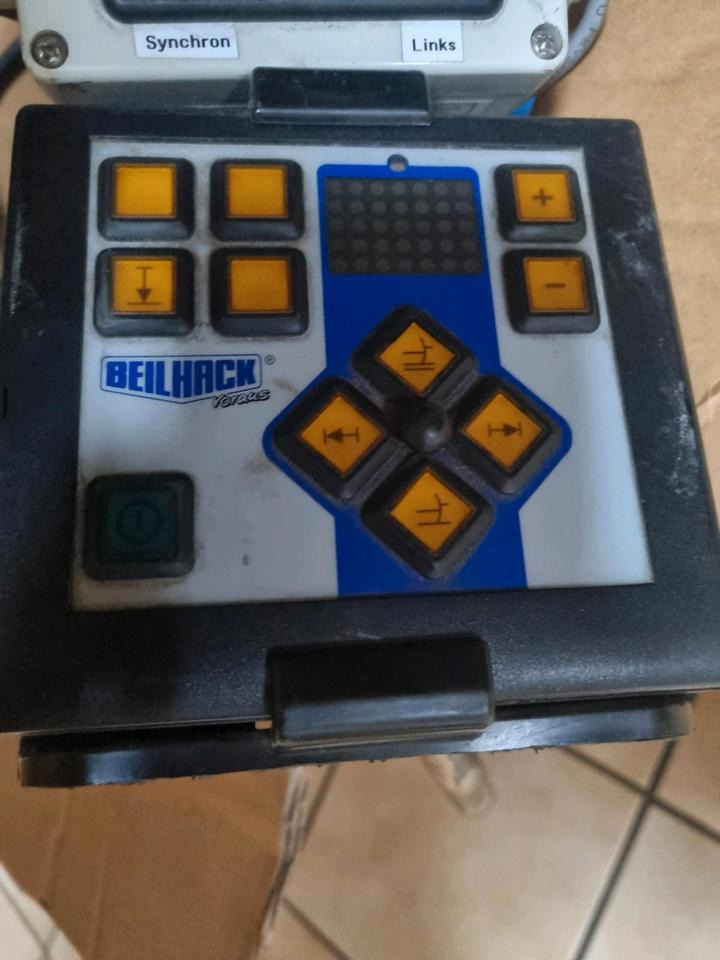 Beilhack Schneepflug Steuerung Bedienung Kommunalhydraulik Unimog - Styreenhet for Utility-/ Spesiell maskin: bilde 2 Beilhack Schneepflug Steuerung Bedienung Kommunalhydraulik Unimog - Styreenhet for Utility-/ Spesiell maskin: bilde 2