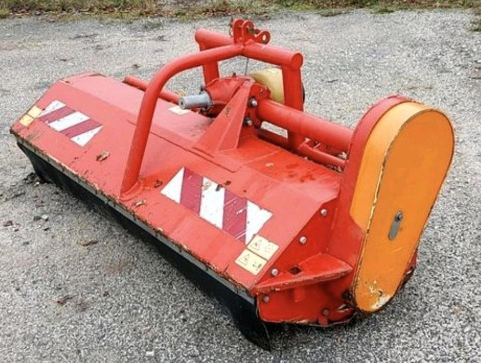 Dücker PMK21 2017 Frontmulchgerät Mulcher Mulchgerät Traktor - Beitepusser: bilde 2 Dücker PMK21 2017 Frontmulchgerät Mulcher Mulchgerät Traktor - Beitepusser: bilde 2