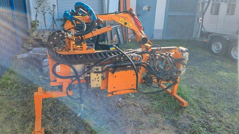 Dücker UNA Mähausleger 100 Böschungsmulcher Böschungsmäher Seitenmulcher Multicar Ladog Bucher Unimog - Armklipper: bilde 2 Dücker UNA Mähausleger 100 Böschungsmulcher Böschungsmäher Seitenmulcher Multicar Ladog Bucher Unimog - Armklipper: bilde 2