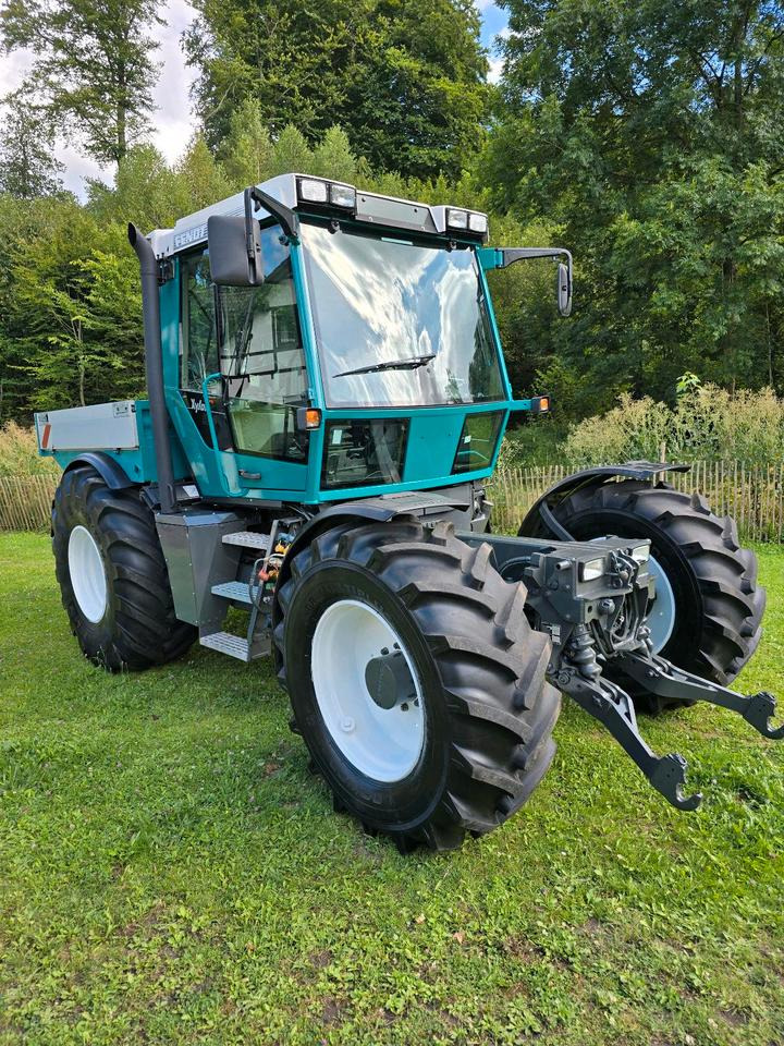 Fendt Xylon 524 Ez. 2003 50kmh 7900 Stunden Traktor Schlepper 522 520 - Traktor med stor frihøyde: bilde 1 Fendt Xylon 524 Ez. 2003 50kmh 7900 Stunden Traktor Schlepper 522 520 - Traktor med stor frihøyde: bilde 1