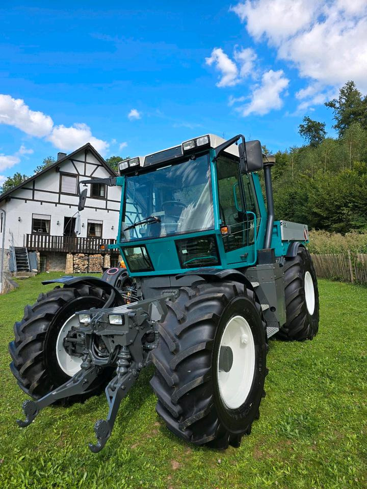 Fendt Xylon 524 Ez. 2003 50kmh 7900 Stunden Traktor Schlepper 522 520 - Traktor med stor frihøyde: bilde 2 Fendt Xylon 524 Ez. 2003 50kmh 7900 Stunden Traktor Schlepper 522 520 - Traktor med stor frihøyde: bilde 2