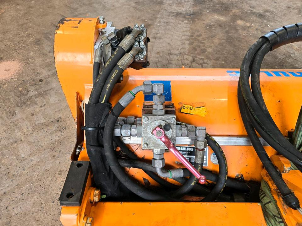 Gestrüppmähkopf Mulag GMK 1200 Forstmulcher Forstfräse Mähkopf Grasmähkopf Mähkorb Mähausleger Böschungsmäher Böschungsmulcher FME MKM DUA UNA Dücker MHU 800 700 600 FMK - Krattknuser: bilde 5 Gestrüppmähkopf Mulag GMK 1200 Forstmulcher Forstfräse Mähkopf Grasmähkopf Mähkorb Mähausleger Böschungsmäher Böschungsmulcher FME MKM DUA UNA Dücker MHU 800 700 600 FMK - Krattknuser: bilde 5