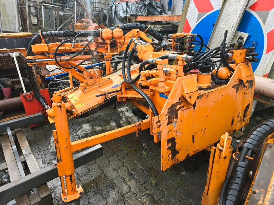 Gilbers GM 12 RL Randstreifenmäher Böschungsmulcher Böschungsmäher Seitenmulcher Mähausleger Dücker Mulag - Sidemontert beitepusser: bilde 2 Gilbers GM 12 RL Randstreifenmäher Böschungsmulcher Böschungsmäher Seitenmulcher Mähausleger Dücker Mulag - Sidemontert beitepusser: bilde 2