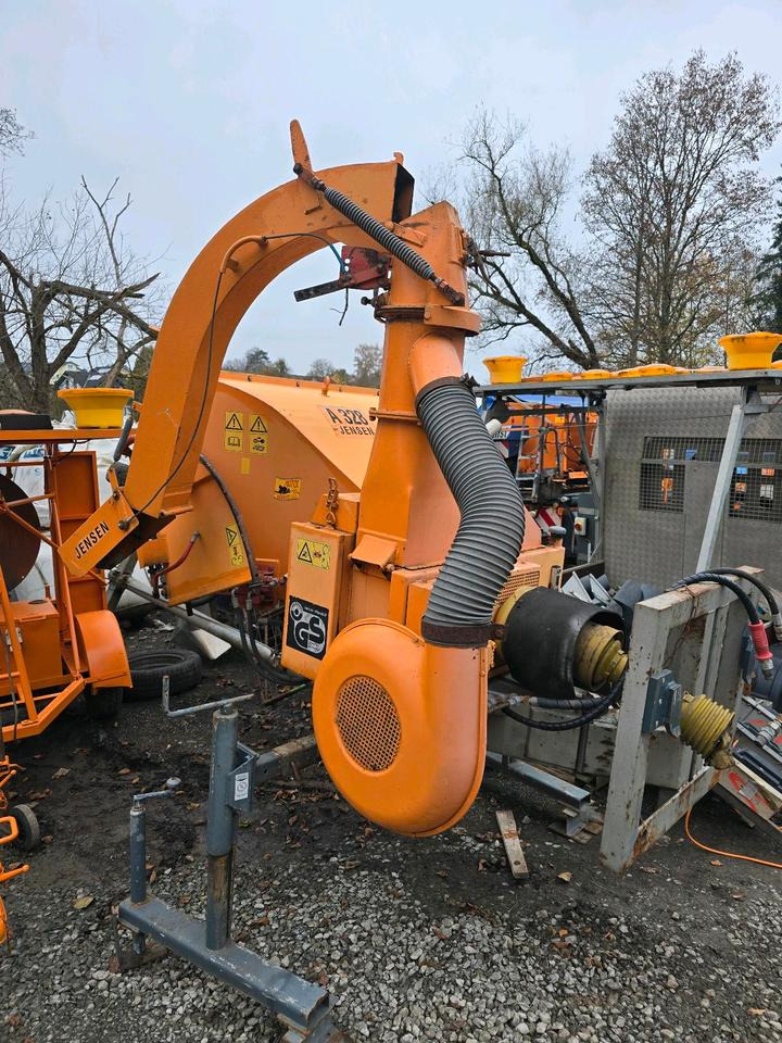 Jensen A328 Holhäcksler Holzhacker Holzschreder passend für Unimog 405 U 300 400 500 527 530 523 - Flismaskin: bilde 1 Jensen A328 Holhäcksler Holzhacker Holzschreder passend für Unimog 405 U 300 400 500 527 530 523 - Flismaskin: bilde 1