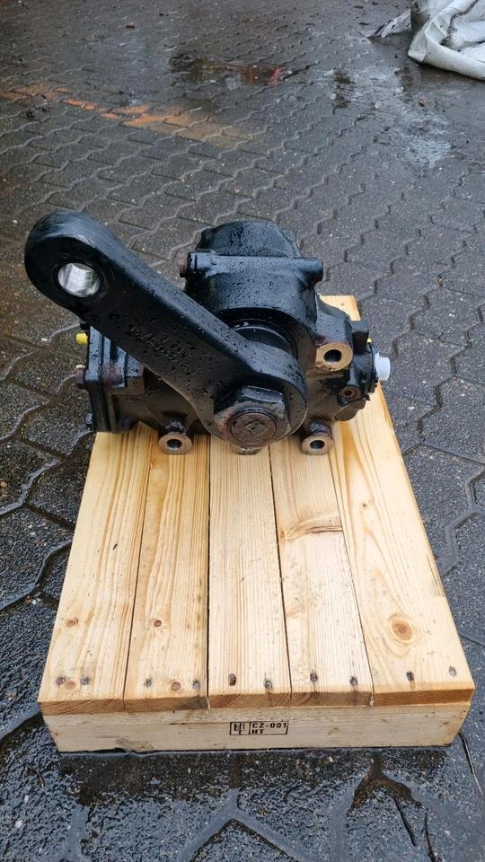 Lenkgetriebe Unimog 405 U423 Servolenkung 430 427 429 527 530 Mercedes Benz - Styresnekke for Utility-/ Spesiell maskin: bilde 2 Lenkgetriebe Unimog 405 U423 Servolenkung 430 427 429 527 530 Mercedes Benz - Styresnekke for Utility-/ Spesiell maskin: bilde 2