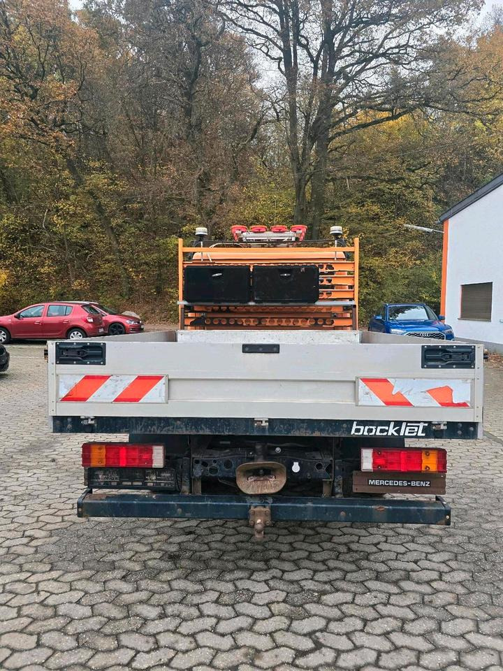 Mercedes-Benz Vario 613D Bluetec 5 Pritsche Doka LKW - Varebil med plan, Varebil med dobbelt førerhus: bilde 3 Mercedes-Benz Vario 613D Bluetec 5 Pritsche Doka LKW - Varebil med plan, Varebil med dobbelt førerhus: bilde 3