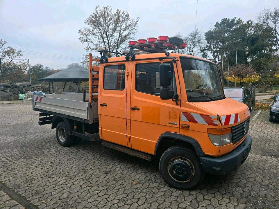 Mercedes-Benz Vario 613D Bluetec 5 Pritsche Doka LKW - Varebil med plan, Varebil med dobbelt førerhus: bilde 1 Mercedes-Benz Vario 613D Bluetec 5 Pritsche Doka LKW - Varebil med plan, Varebil med dobbelt førerhus: bilde 1