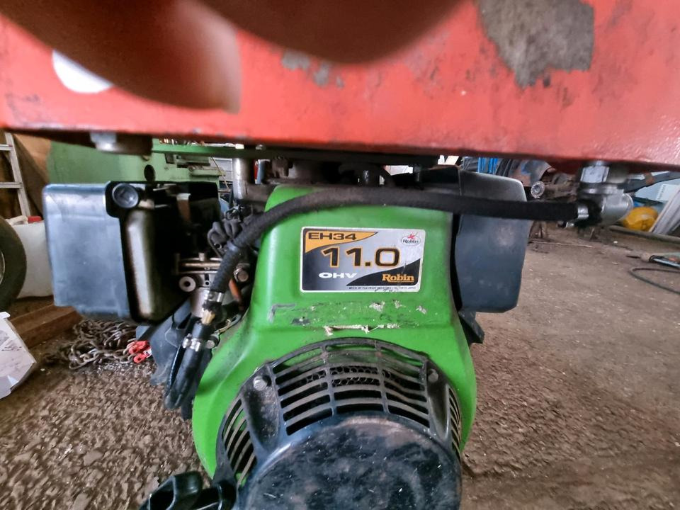 Motormäher Agria 5500 KL Grizzly Böschungsmulcher Hangmäher Reform Aebi Rasenmäher Mähausleger Böschungsmulcher Seitenmulcher Mulchgerät - Gressklipper: bilde 4 Motormäher Agria 5500 KL Grizzly Böschungsmulcher Hangmäher Reform Aebi Rasenmäher Mähausleger Böschungsmulcher Seitenmulcher Mulchgerät - Gressklipper: bilde 4