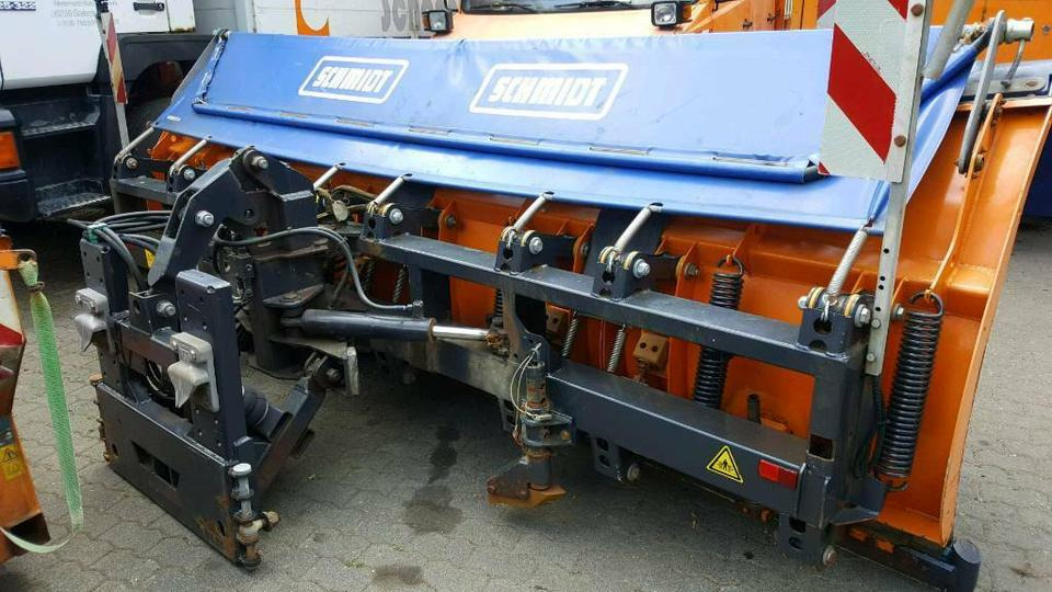 Schneepflug Schmidt Beilhack Winterdienst unimog Schneeschild - Snøplog: bilde 2 Schneepflug Schmidt Beilhack Winterdienst unimog Schneeschild - Snøplog: bilde 2