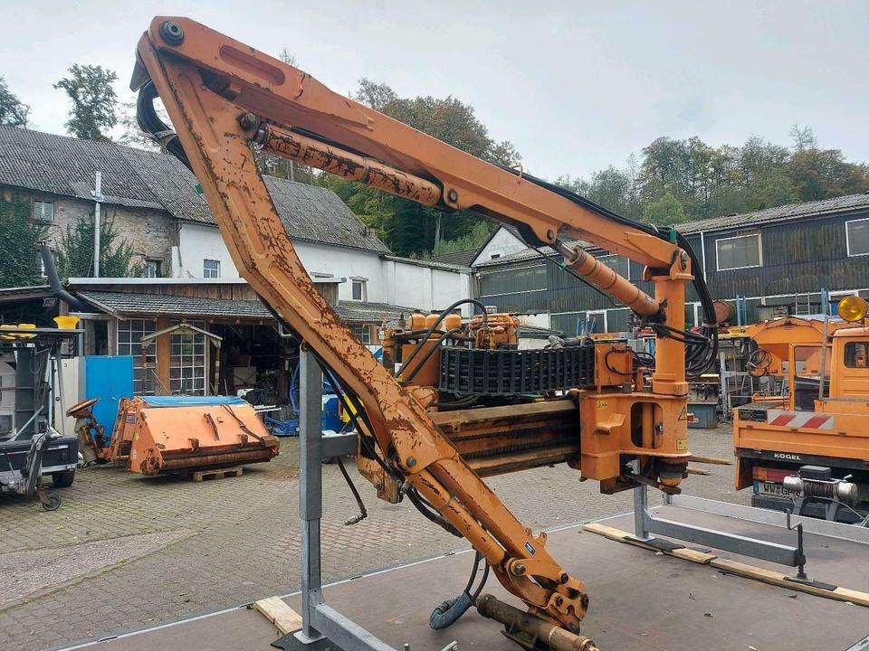 Suche Dücker Mulag Mähausleger Böschungsmulcher Schmidt Unimog - Armklipper: bilde 4 Suche Dücker Mulag Mähausleger Böschungsmulcher Schmidt Unimog - Armklipper: bilde 4