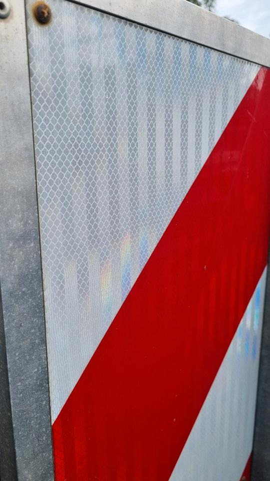 Nissen Absperrtafel VZ616 LED Absperrtafel Sperrwand Verkehrsleittafel Verkehrsleitanhänger Verkehrssicherungsanhänger Leitanhänger Leittafel Verkehrssicherung Nissen Horizont - Tilhenger: bilde 5 Nissen Absperrtafel VZ616 LED Absperrtafel Sperrwand Verkehrsleittafel Verkehrsleitanhänger Verkehrssicherungsanhänger Leitanhänger Leittafel Verkehrssicherung Nissen Horizont - Tilhenger: bilde 5