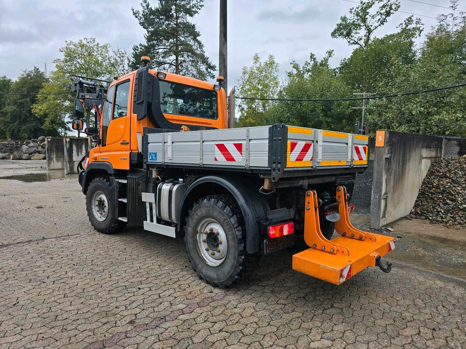 Unimog U318 NKS-F-UGE-42 Frontlader Mercedes-Benz 405/10 405/12 UGE Mercedes-Benz U 318 323 327 423 427 429 430 EasyDrive Variopilot Radlader Hauer rx 500 Frontlader - Utility-/ Spesiell maskin: bilde 4 Unimog U318 NKS-F-UGE-42 Frontlader Mercedes-Benz 405/10 405/12 UGE Mercedes-Benz U 318 323 327 423 427 429 430 EasyDrive Variopilot Radlader Hauer rx 500 Frontlader - Utility-/ Spesiell maskin: bilde 4
