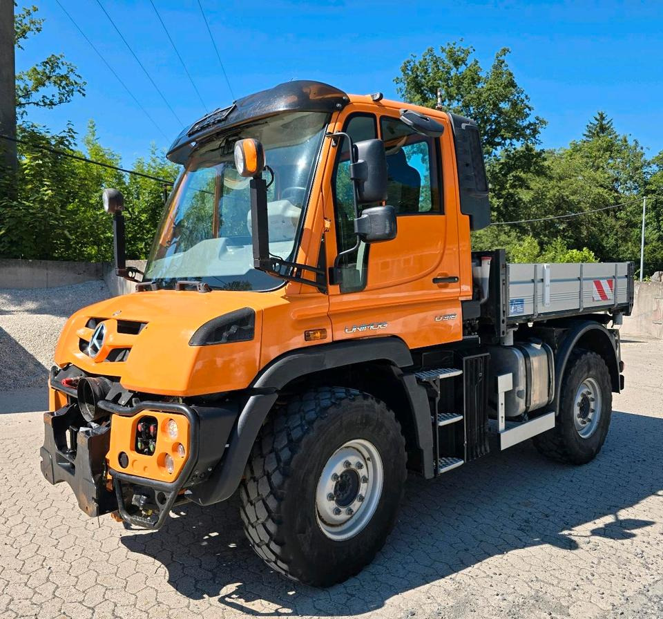 Unimog U318 NKS-F-UGE-42 Mercedes-Benz 405/10 405/12 UGE Mercedes-Benz U 318 323 327 423 427 429 430 EasyDrive Variopilot - Utility-/ Spesiell maskin: bilde 1 Unimog U318 NKS-F-UGE-42 Mercedes-Benz 405/10 405/12 UGE Mercedes-Benz U 318 323 327 423 427 429 430 EasyDrive Variopilot - Utility-/ Spesiell maskin: bilde 1