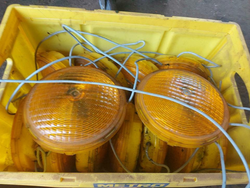 Nissen LED Vorwarner Leuchte Zyklop 220 Absperrtafel Vorwarntafel - Lys/ Belysning: bilde 1 Nissen LED Vorwarner Leuchte Zyklop 220 Absperrtafel Vorwarntafel - Lys/ Belysning: bilde 1