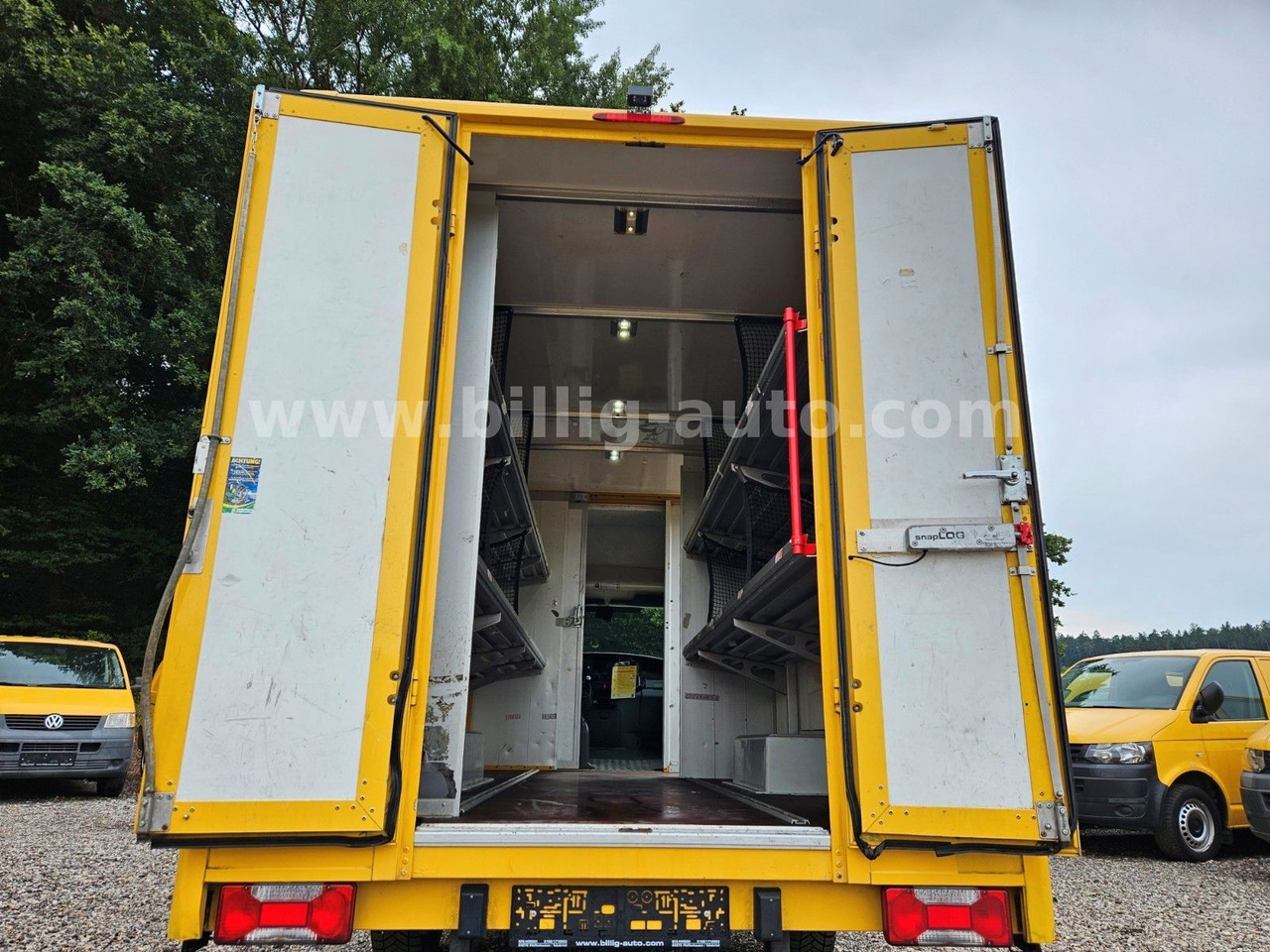 Iveco Daily 1.Hand*EU4* Regale Integralkoffer DHL POST - Matbil: bilde 5 Iveco Daily 1.Hand*EU4* Regale Integralkoffer DHL POST - Matbil: bilde 5