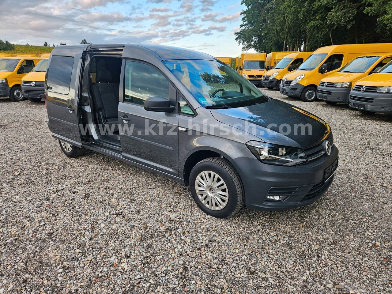 Volkswagen Caddy Maxi Conceptline|Temp|Sitzhzg|NAVI|2xS-Tür - Stasjonsvogn: bilde 1 Volkswagen Caddy Maxi Conceptline|Temp|Sitzhzg|NAVI|2xS-Tür - Stasjonsvogn: bilde 1