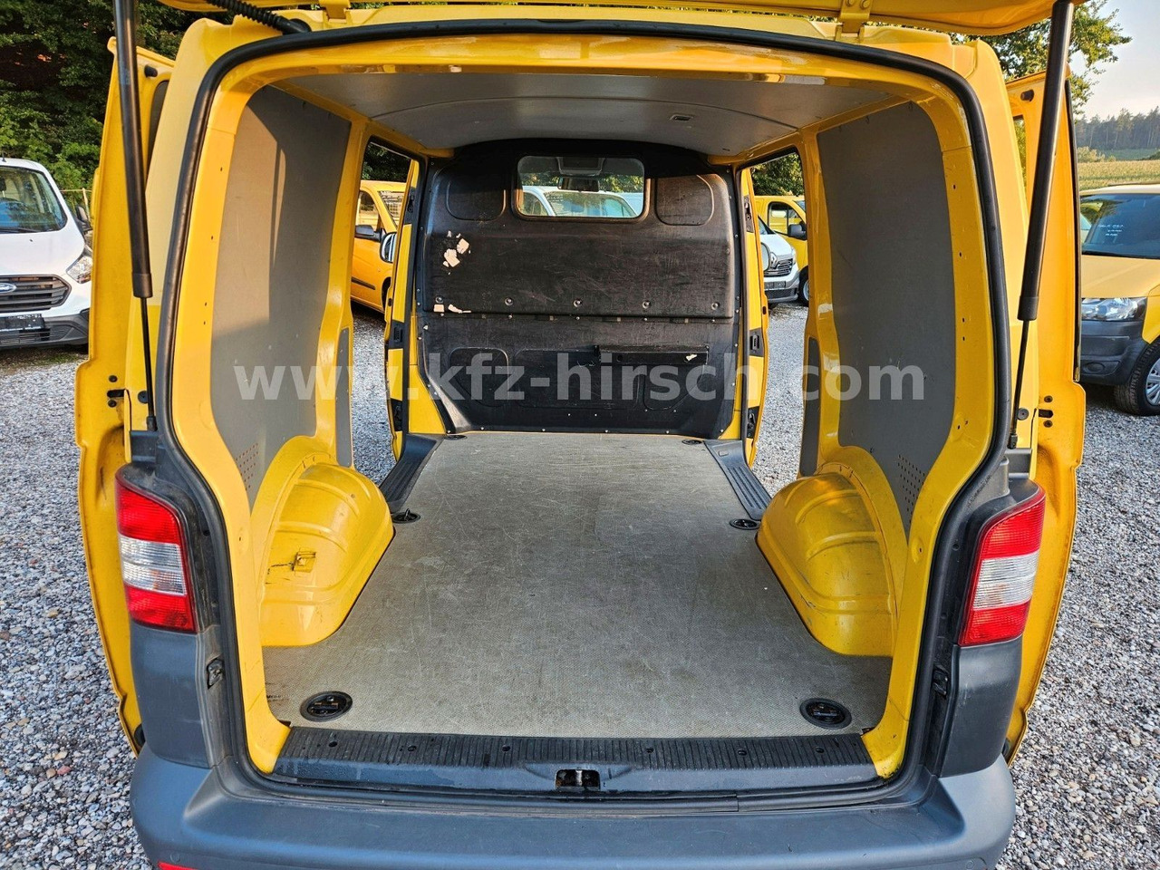 Volkswagen T5 2.0TDI Schiebetüre links+rechts 1.Hand S-heft - Persontransport: bilde 4 Volkswagen T5 2.0TDI Schiebetüre links+rechts 1.Hand S-heft - Persontransport: bilde 4