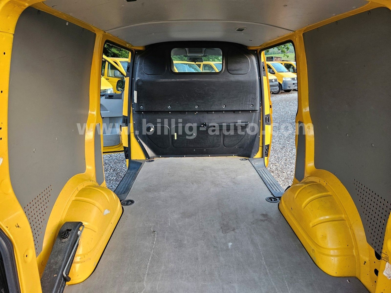 Volkswagen T5 Transporter 2.0TDI *2xSchiebetüre*Scheckheft - Små varebil: bilde 3 Volkswagen T5 Transporter 2.0TDI *2xSchiebetüre*Scheckheft - Små varebil: bilde 3