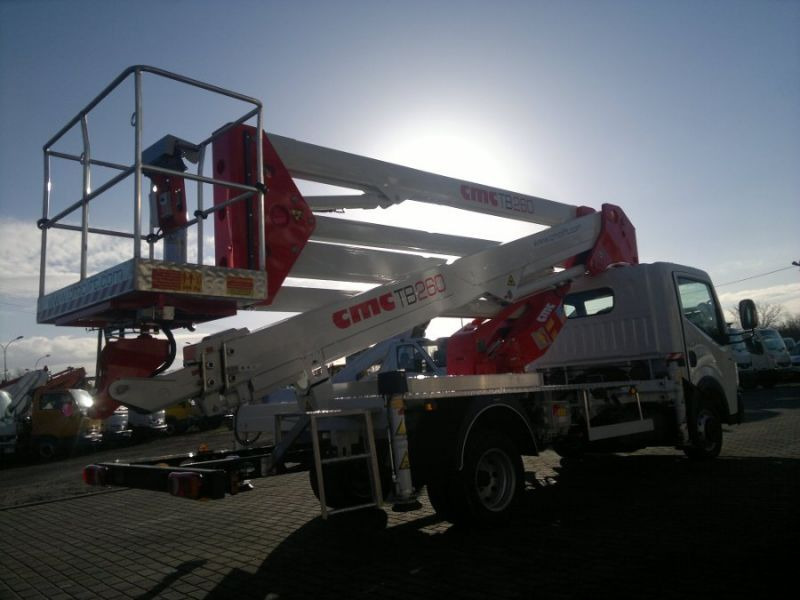 CMC TB260 26m zamontowany na Nissan Cabstar - Billift: bilde 3 CMC TB260 26m zamontowany na Nissan Cabstar - Billift: bilde 3