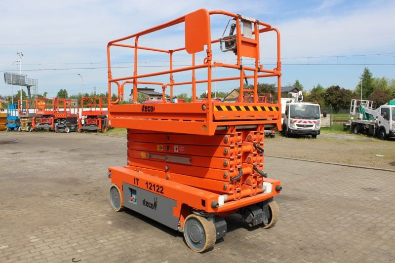 Imer podnośnik nożycowy elektryczny 14 m Imer/Iteco IT12122 - Sakselift: bilde 3 Imer podnośnik nożycowy elektryczny 14 m Imer/Iteco IT12122 - Sakselift: bilde 3