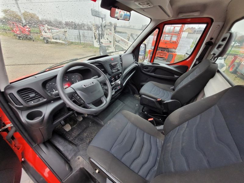 Iveco Daily 35S12 podnośnik koszowy 17 m CTE B-Lift 17 - Billift: bilde 4 Iveco Daily 35S12 podnośnik koszowy 17 m CTE B-Lift 17 - Billift: bilde 4