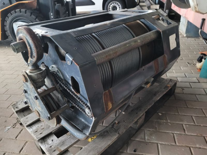 Merlo Ładowarka obrotowa 4x4 teleskopowa 21 m Merlo Roto 45.21 telehandler rotating - Teleskoplastere: bilde 2 Merlo Ładowarka obrotowa 4x4 teleskopowa 21 m Merlo Roto 45.21 telehandler rotating - Teleskoplastere: bilde 2